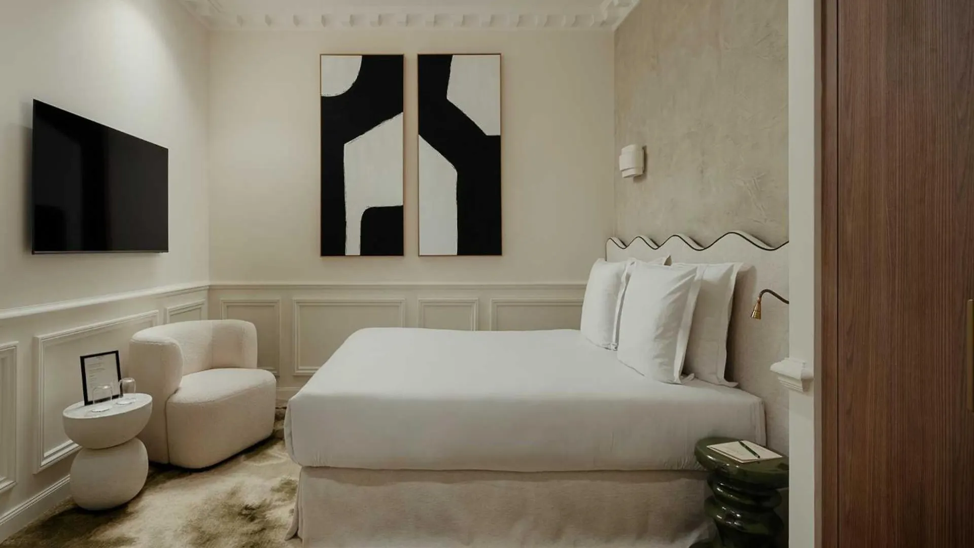 Leon Hotel-Pigalle Suite-01-Prm Paris 0*,
